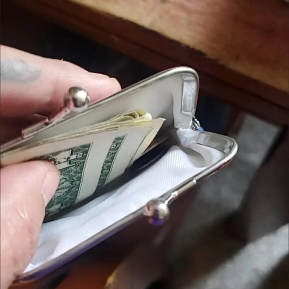 MOOI Classic Clutch Storage Coin Purse - Picture 6 of 8